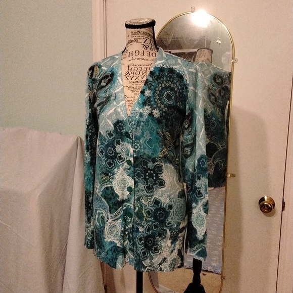 Women's EUC Chico's blue paisley long sleeve button front Cardigan Sz 0 (XS) - Picture 4 of 7
